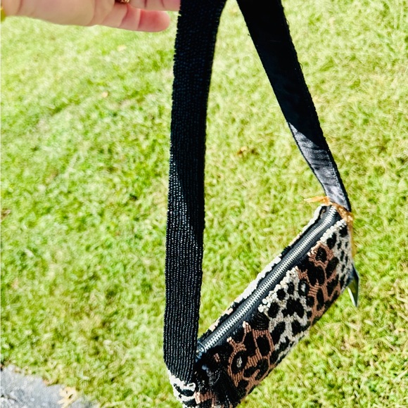 Viral Beaded Leopard Shoulder Bag – Glam Statement Purse - Picture 3 of 12